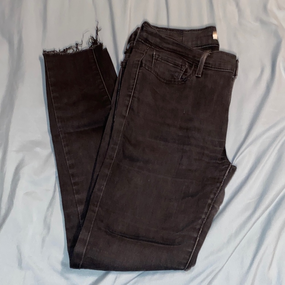 Levi’s 710 super skinny size 29 black jeans